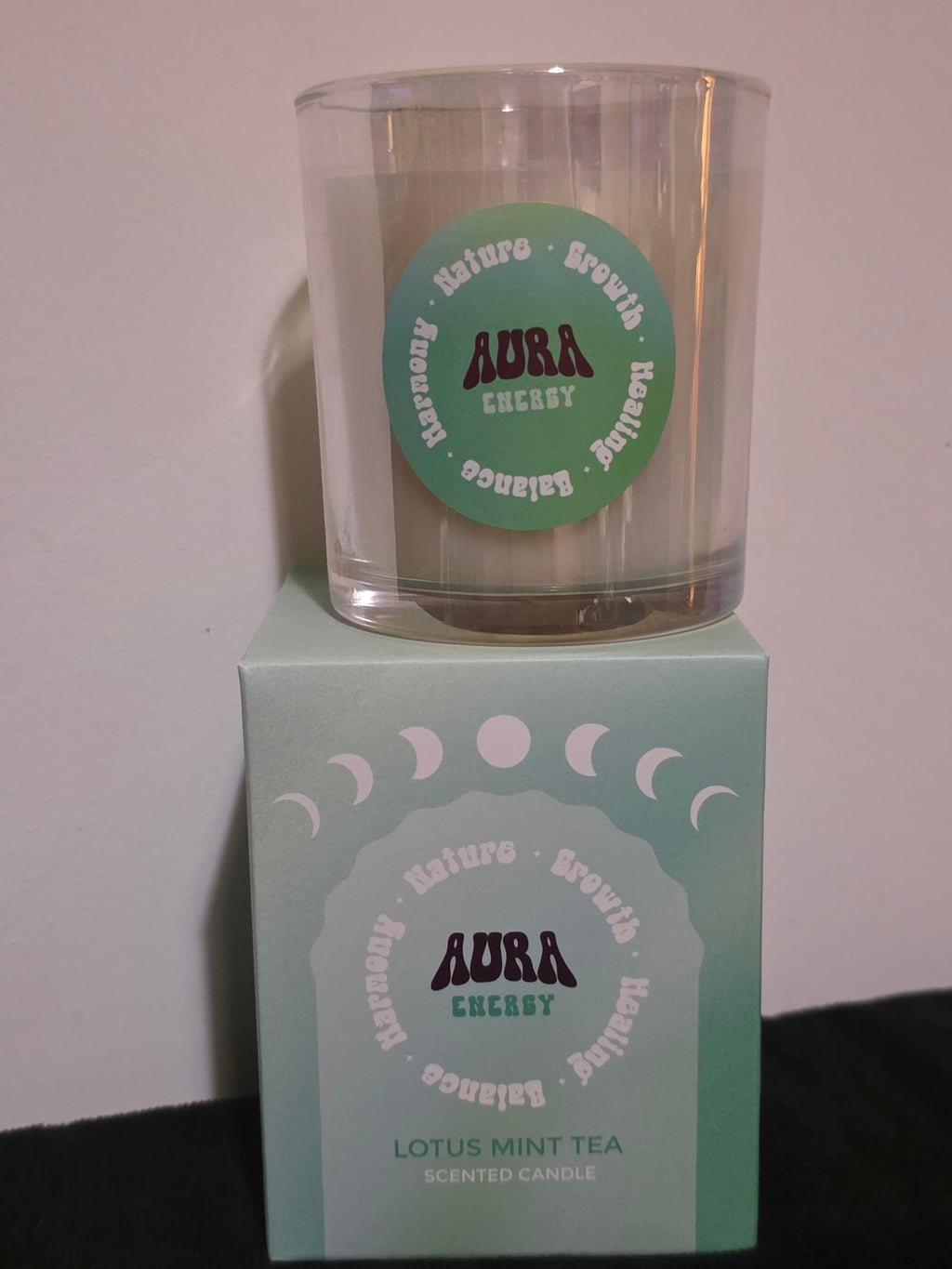 Aura Energy – Lotus Mint Tea Iridescent Candle