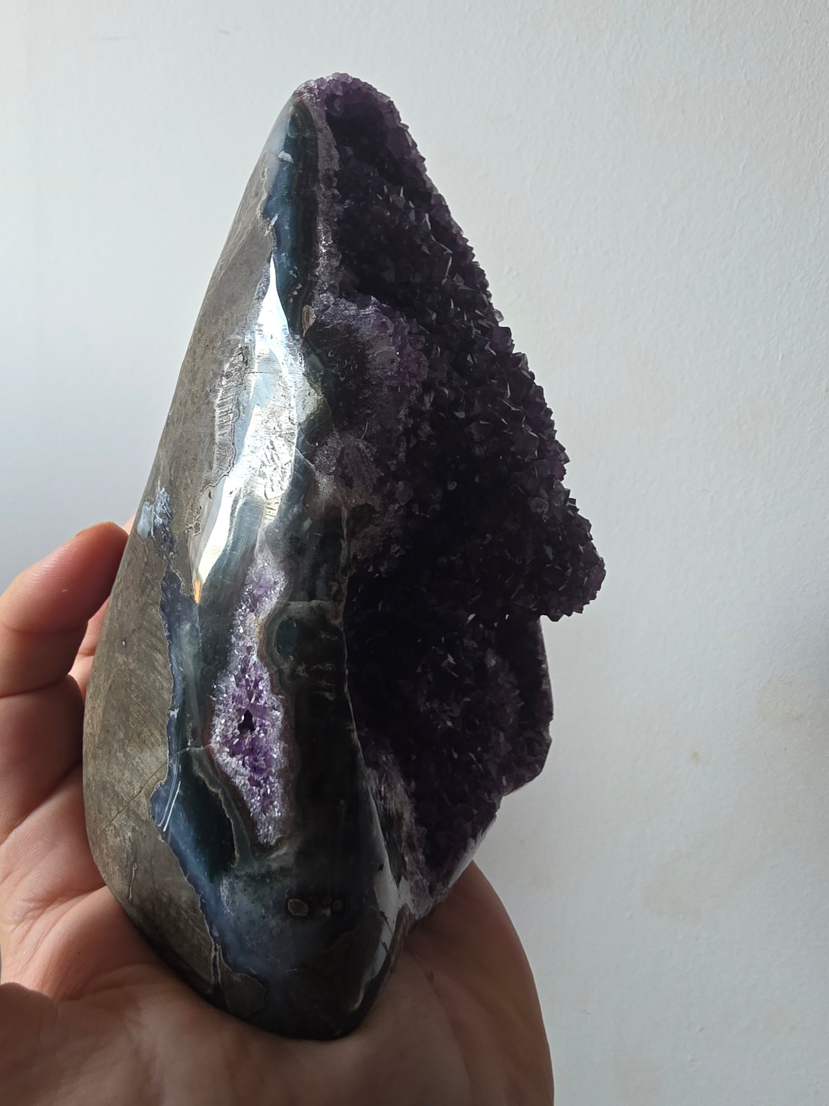Natural Amethyst Geode Cave – Brazil | 1.285kg Collector Statement Piece