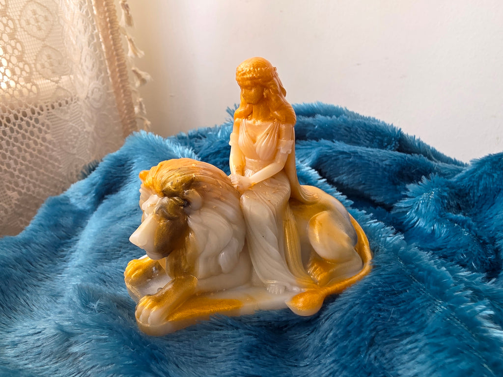 Lionheart Guardian - Handmade Statue