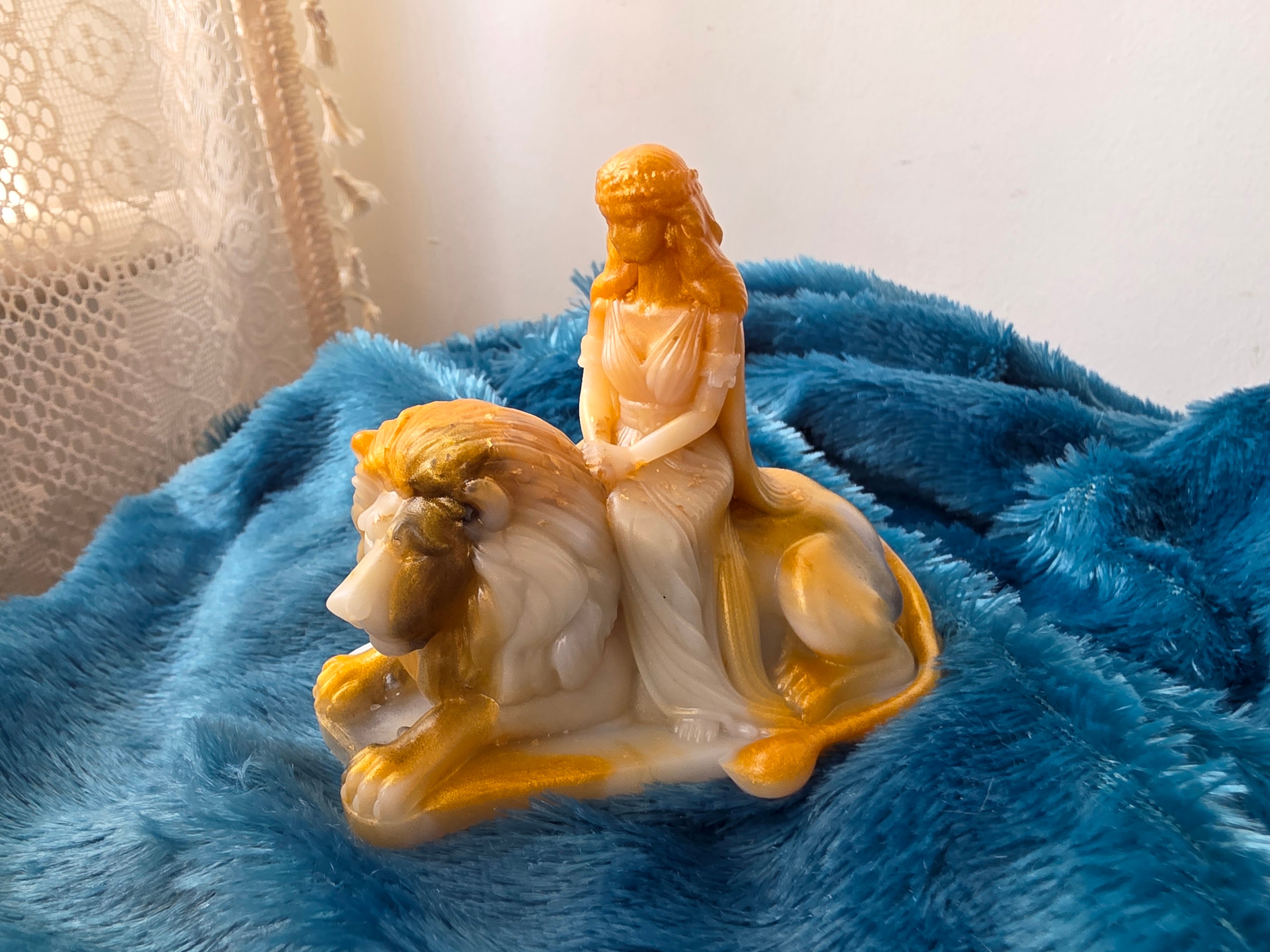 Lionheart Guardian - Handmade Statue