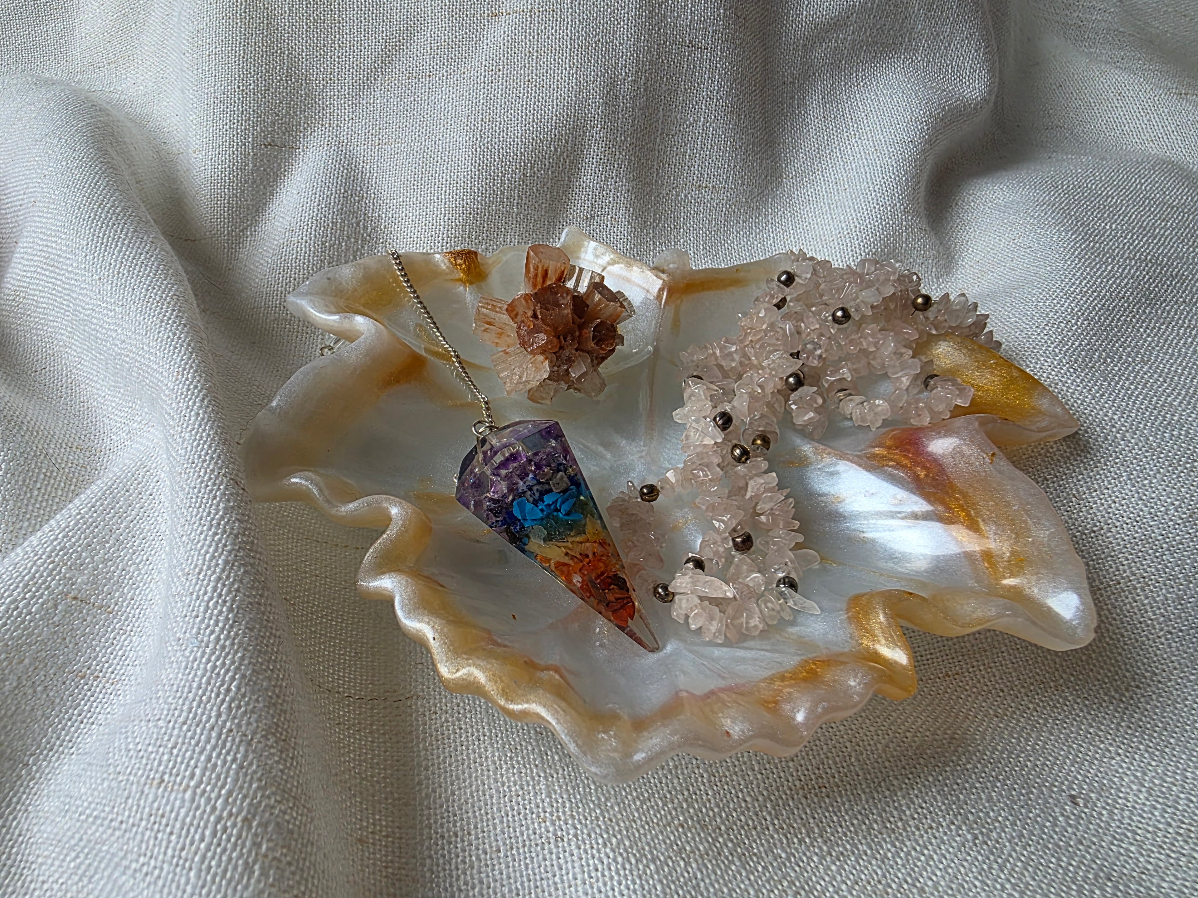 Pearl Shell Trinket Dish | Handmade Resin Jewellery Tray | Elegant Home & Vanity Decor