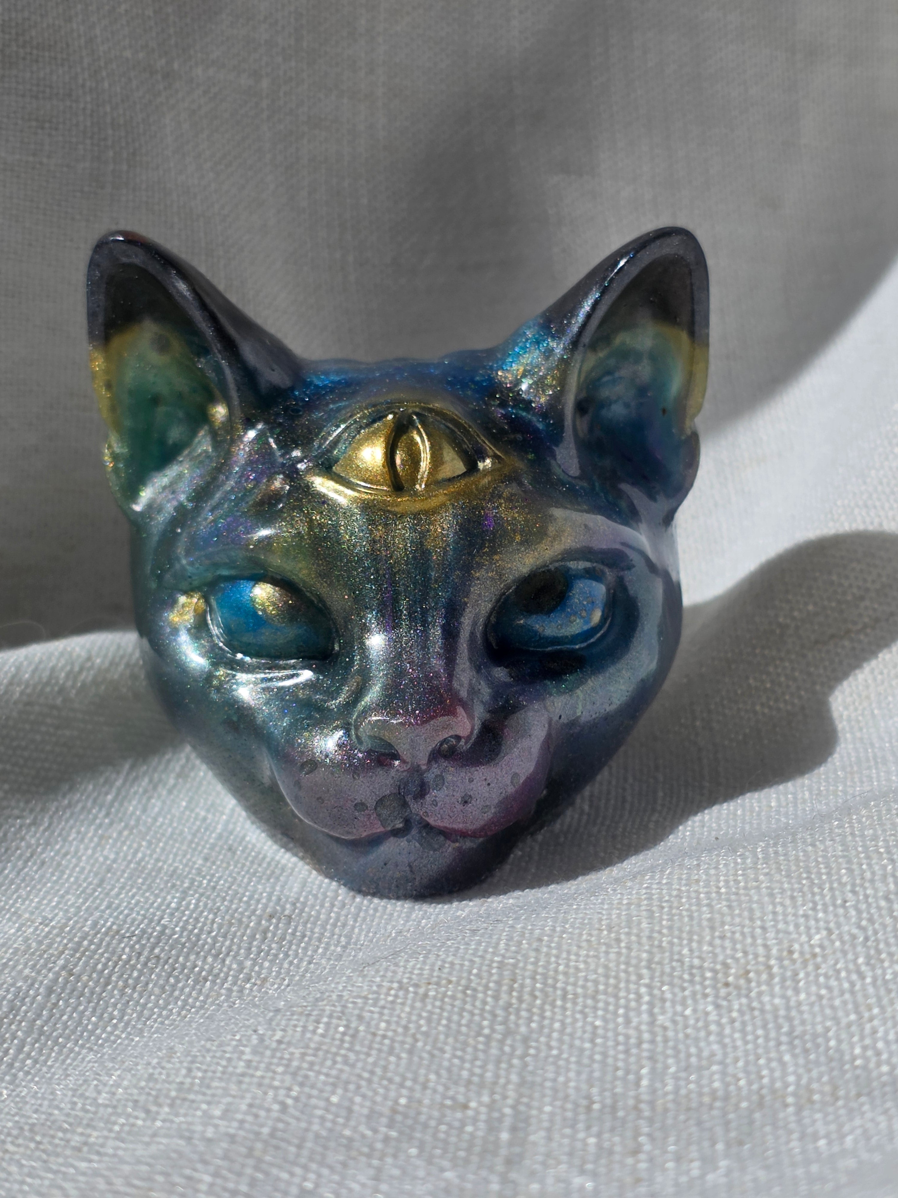 Third Eye Cat Statue | Handmade Resin Cosmic Sculpture | Intuition & Spiritual Awakening Symbol