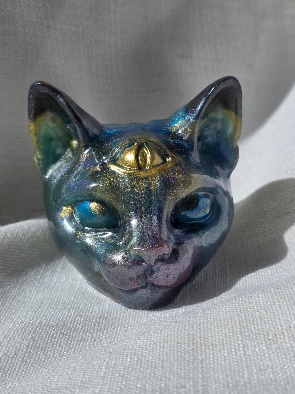 Third Eye Cat Statue | Handmade Resin Cosmic Sculpture | Intuition & Spiritual Awakening Symbol