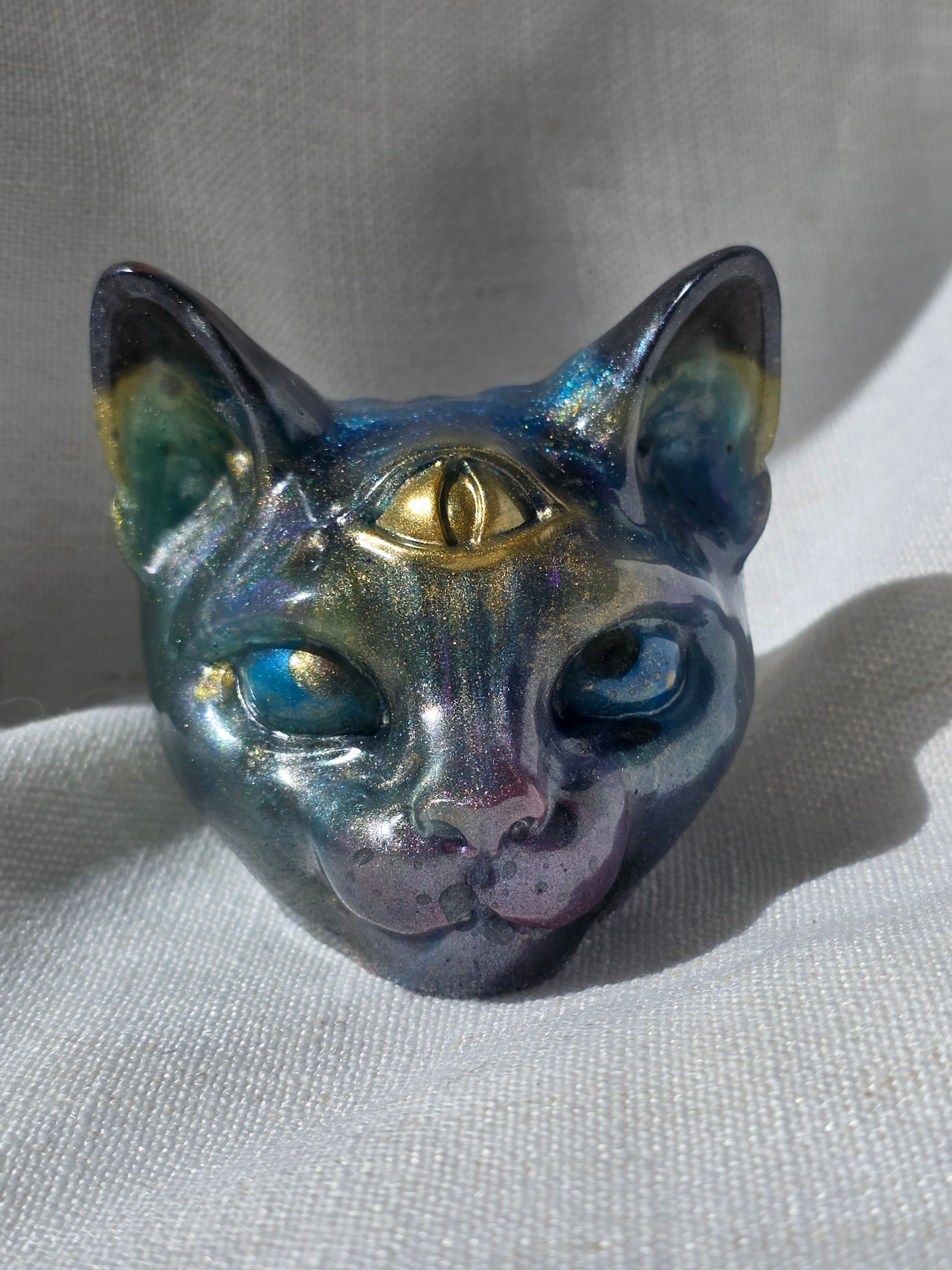 Third Eye Cat Statue | Handmade Resin Cosmic Sculpture | Intuition & Spiritual Awakening Symbol