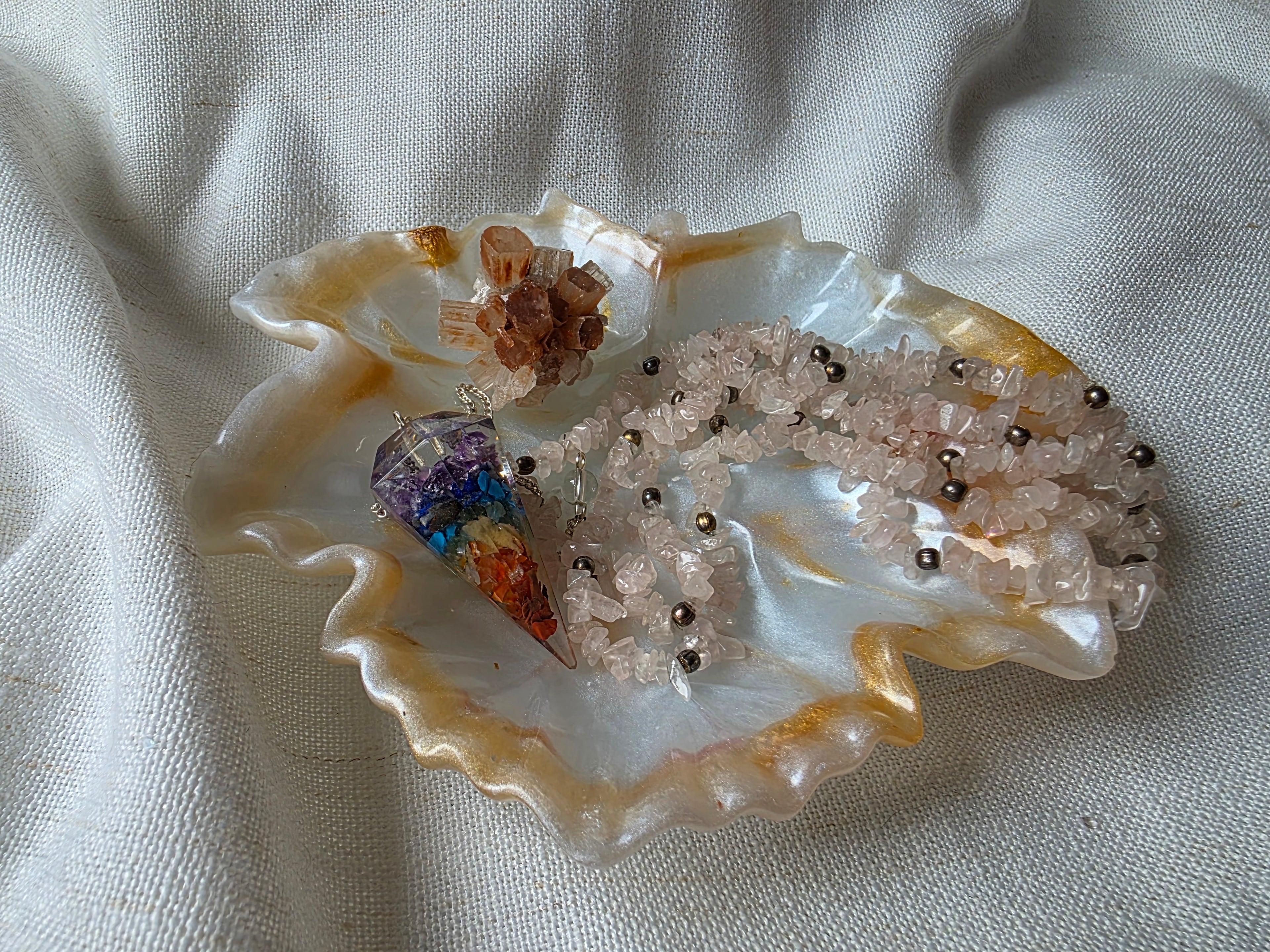 Pearl Shell Trinket Dish | Handmade Resin Jewellery Tray | Elegant Home & Vanity Decor