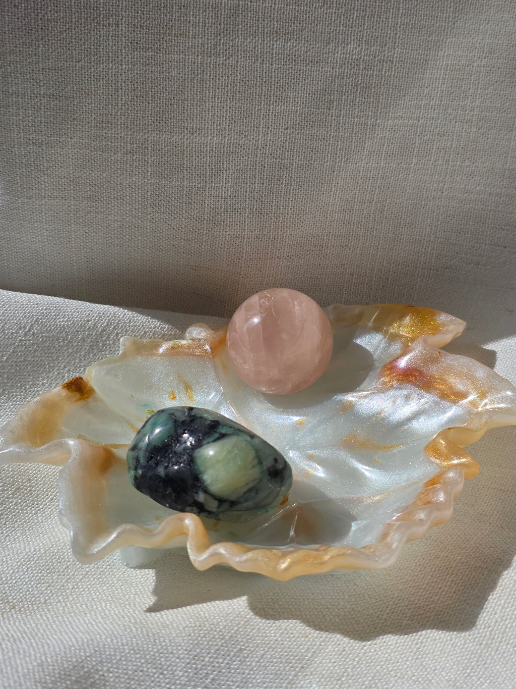 Pearl Shell Trinket Dish | Handmade Resin Jewellery Tray | Elegant Home & Vanity Decor