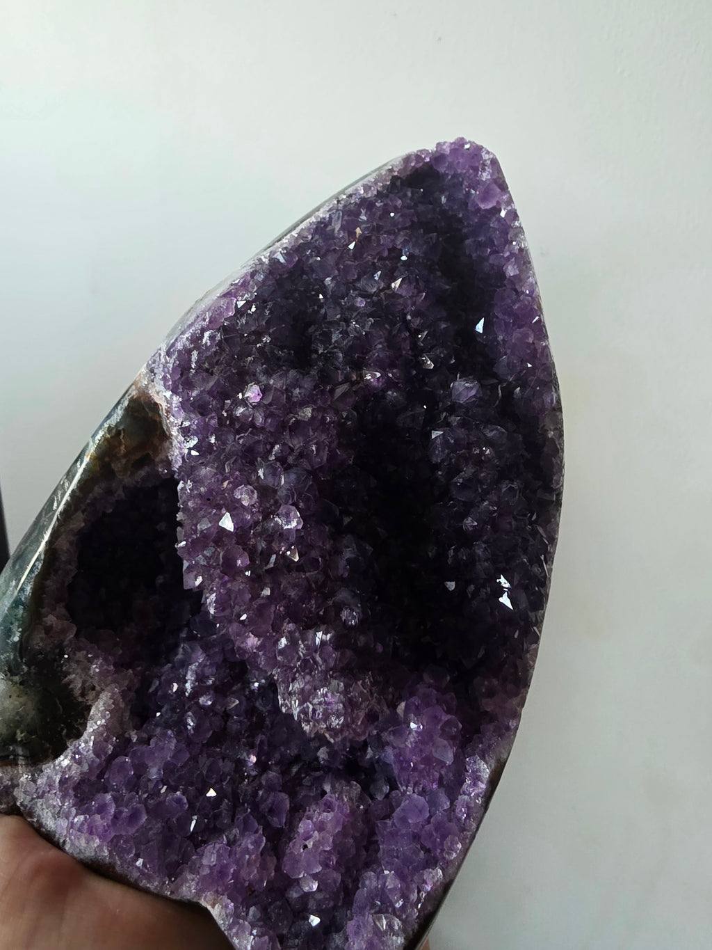 Natural Amethyst Geode Cave – Brazil | 1.285kg Collector Statement Piece