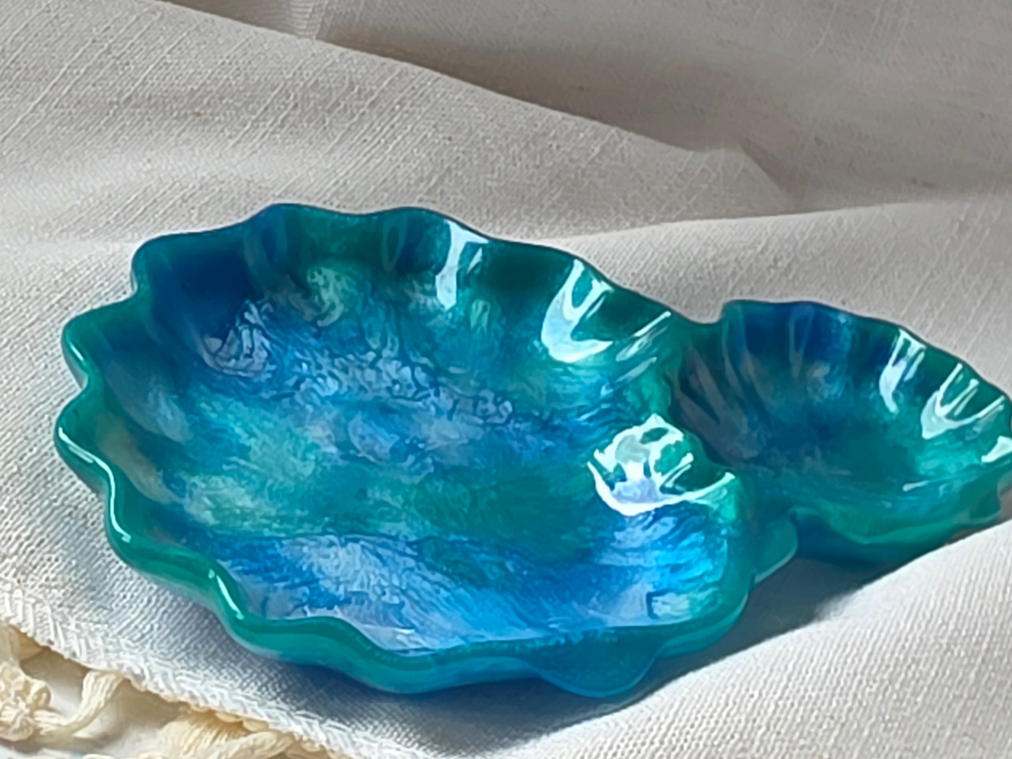 Ocean Whisper — Resin Trinket Dish