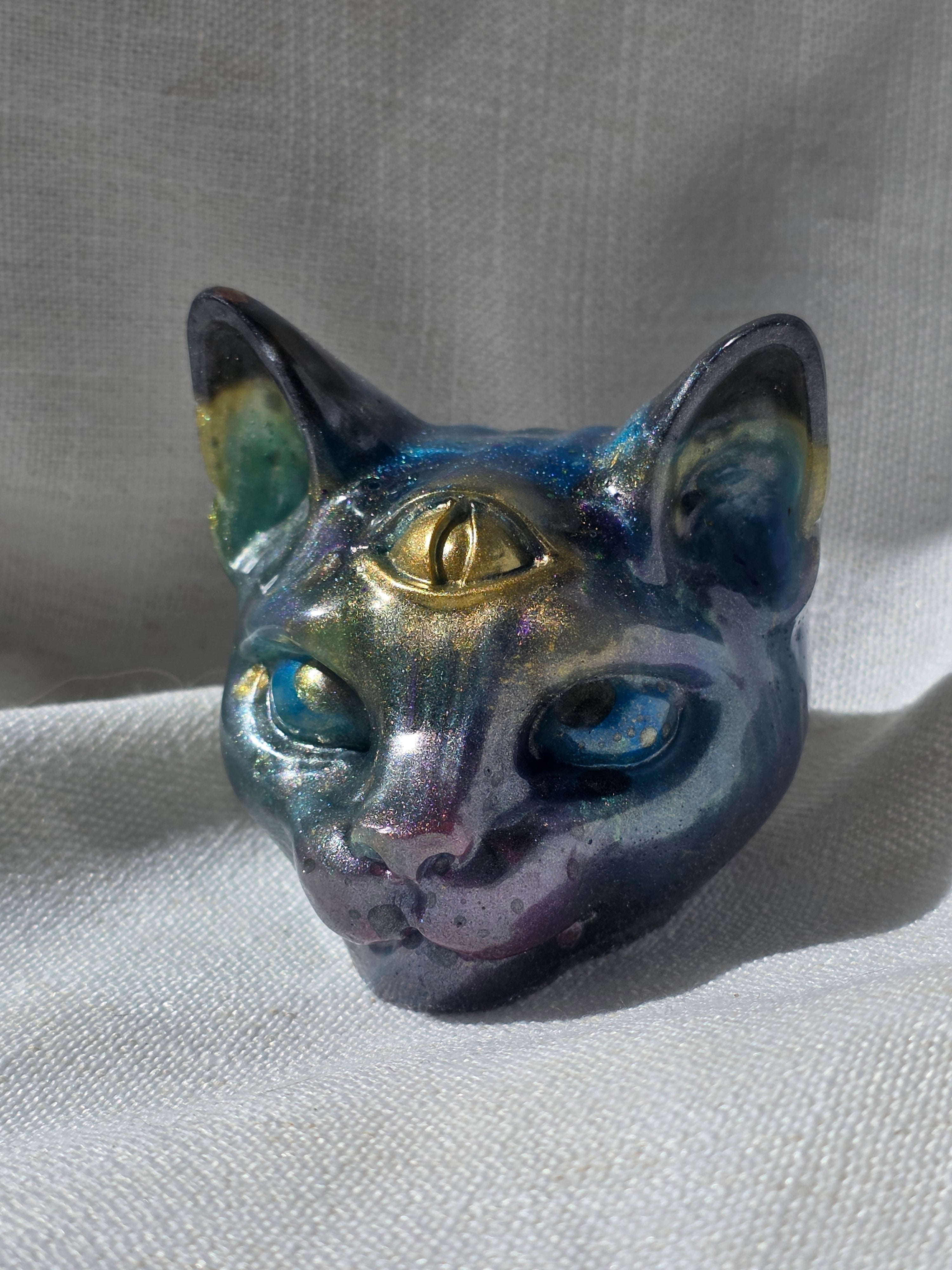 Third Eye Cat Statue | Handmade Resin Cosmic Sculpture | Intuition & Spiritual Awakening Symbol