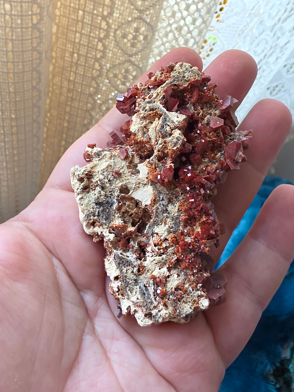 Vanadinite on Matrix